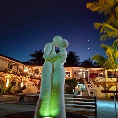 Sunbloom Beachfront Hotel And Restaurant Zambales Sinabacan Εξωτερικό φωτογραφία