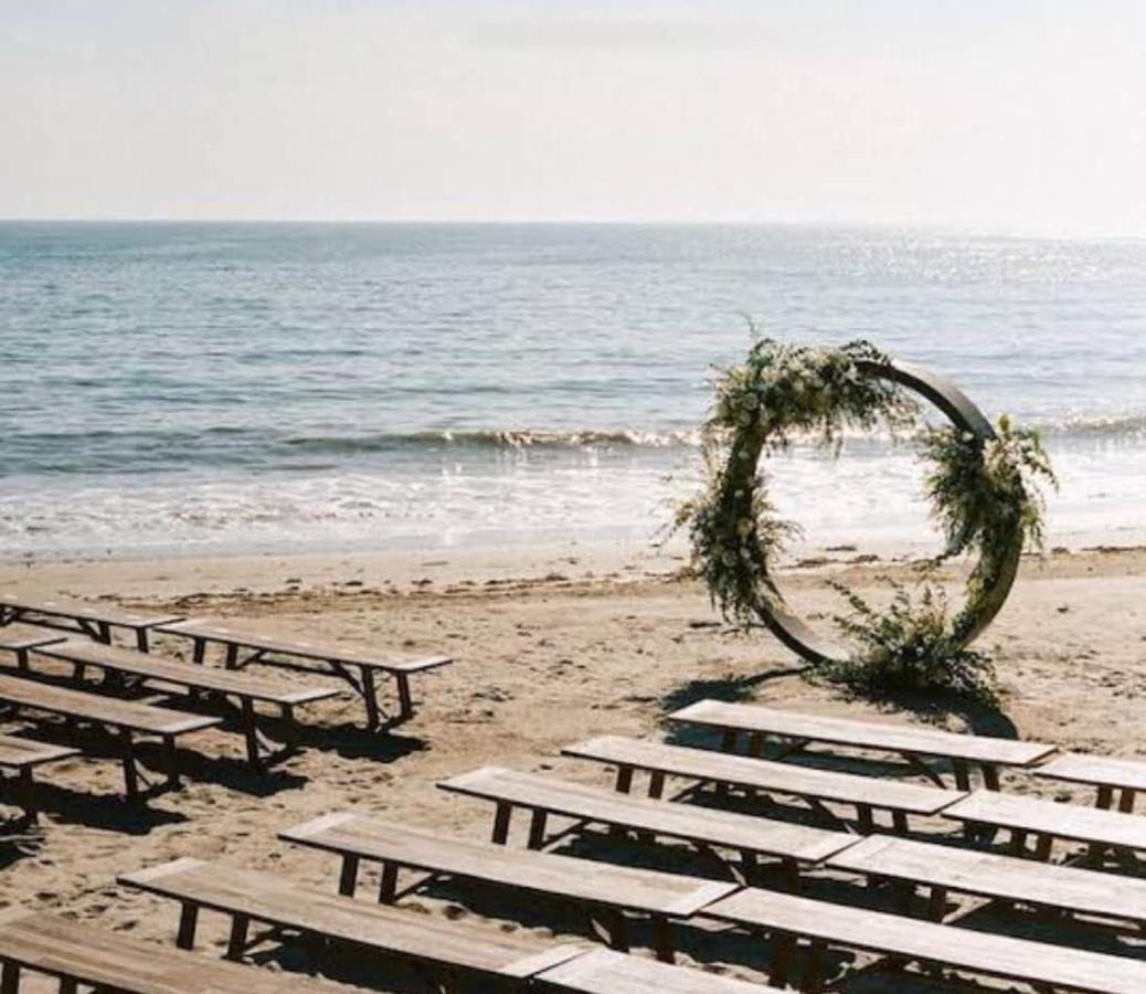 Sunbloom Beachfront Hotel And Restaurant Zambales Sinabacan Εξωτερικό φωτογραφία