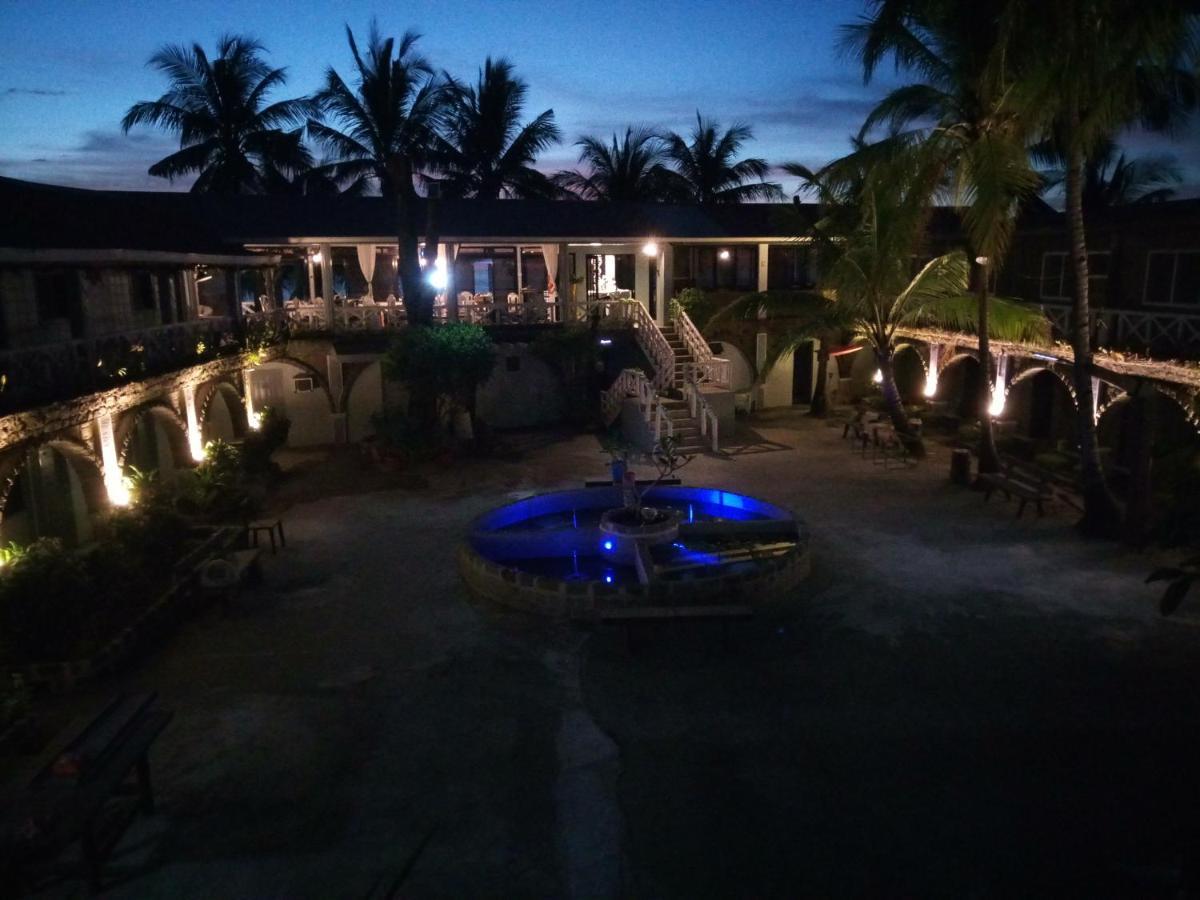 Sunbloom Beachfront Hotel And Restaurant Zambales Sinabacan Εξωτερικό φωτογραφία