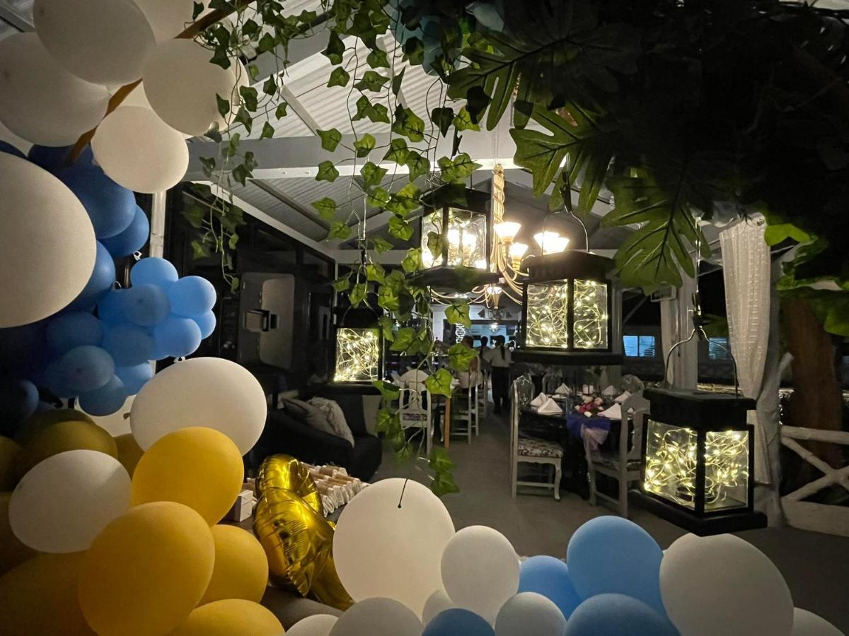 Sunbloom Beachfront Hotel And Restaurant Zambales Sinabacan Εξωτερικό φωτογραφία