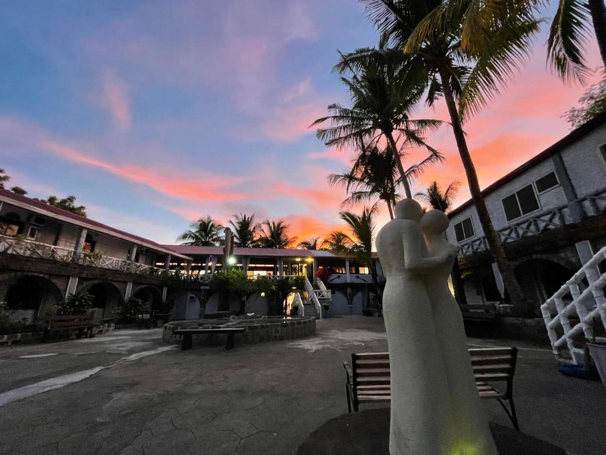 Sunbloom Beachfront Hotel And Restaurant Zambales Sinabacan Εξωτερικό φωτογραφία