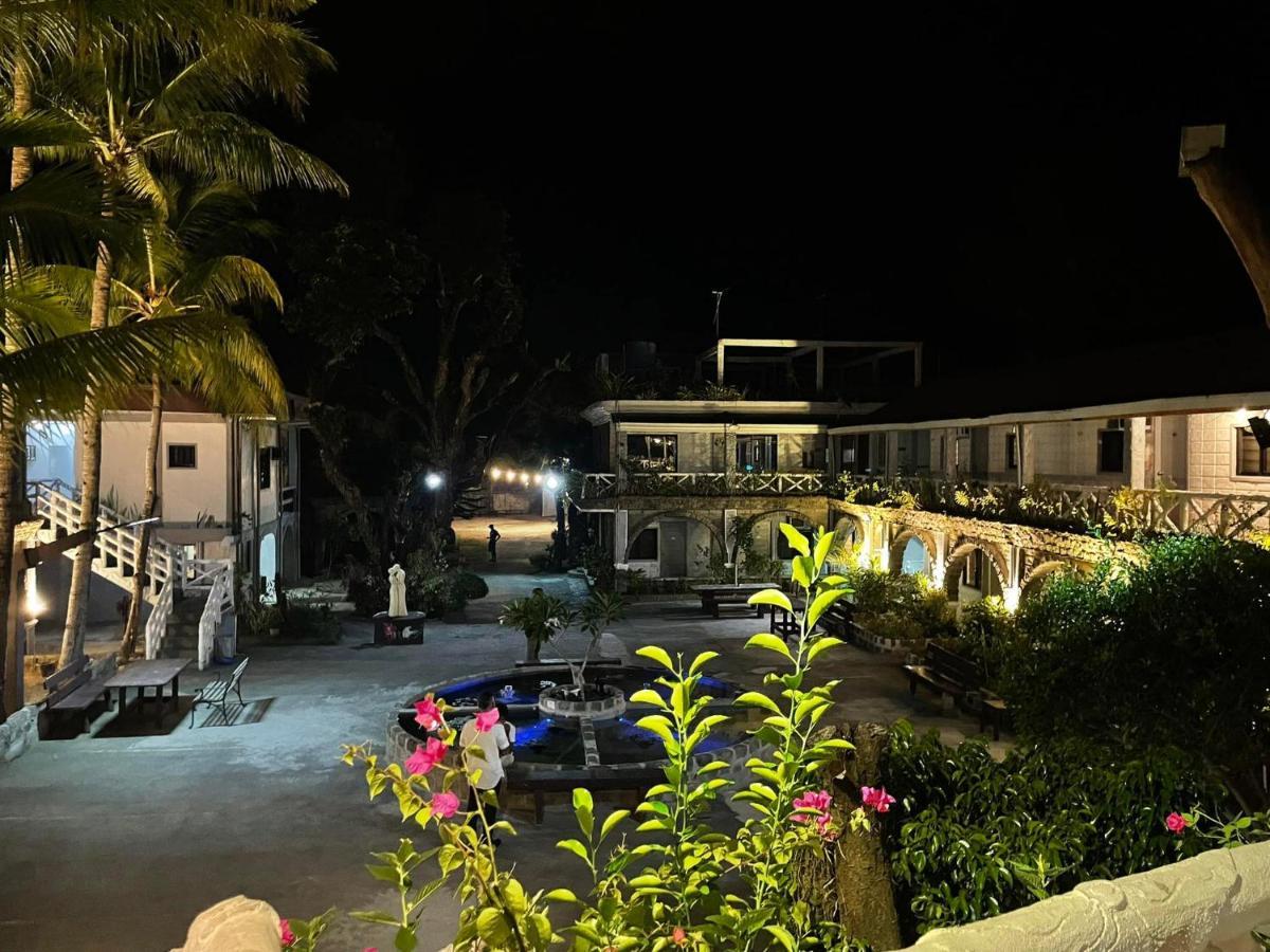 Sunbloom Beachfront Hotel And Restaurant Zambales Sinabacan Εξωτερικό φωτογραφία