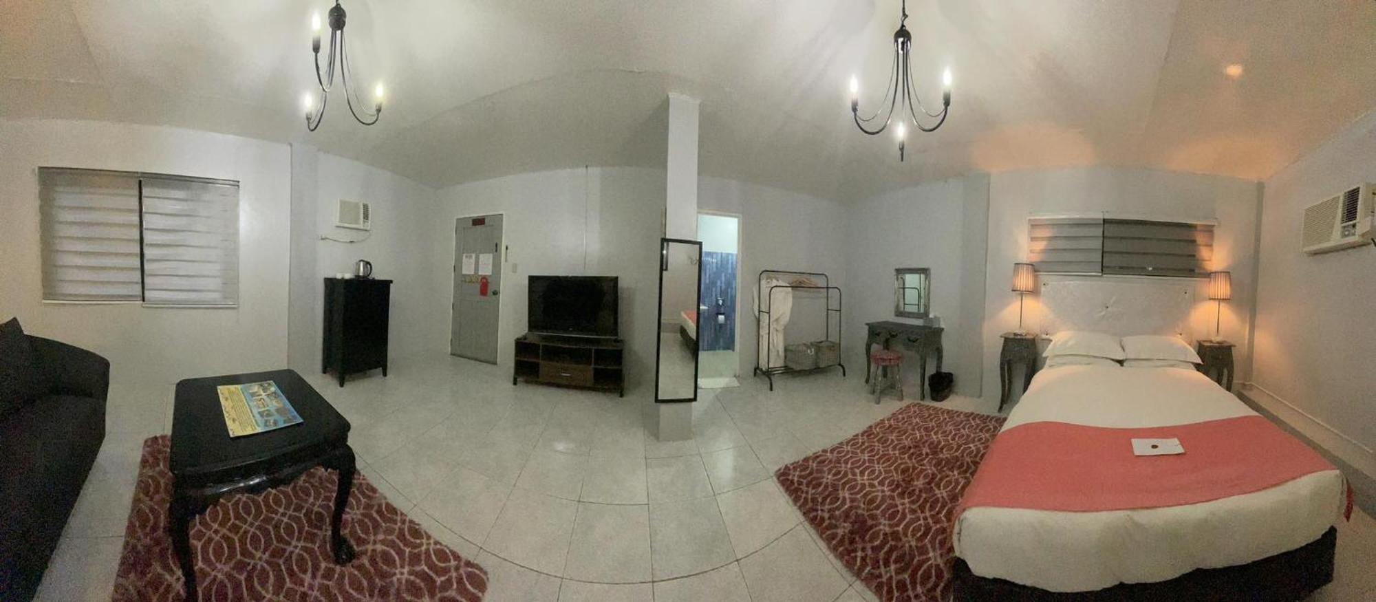 Sunbloom Beachfront Hotel And Restaurant Zambales Sinabacan Εξωτερικό φωτογραφία