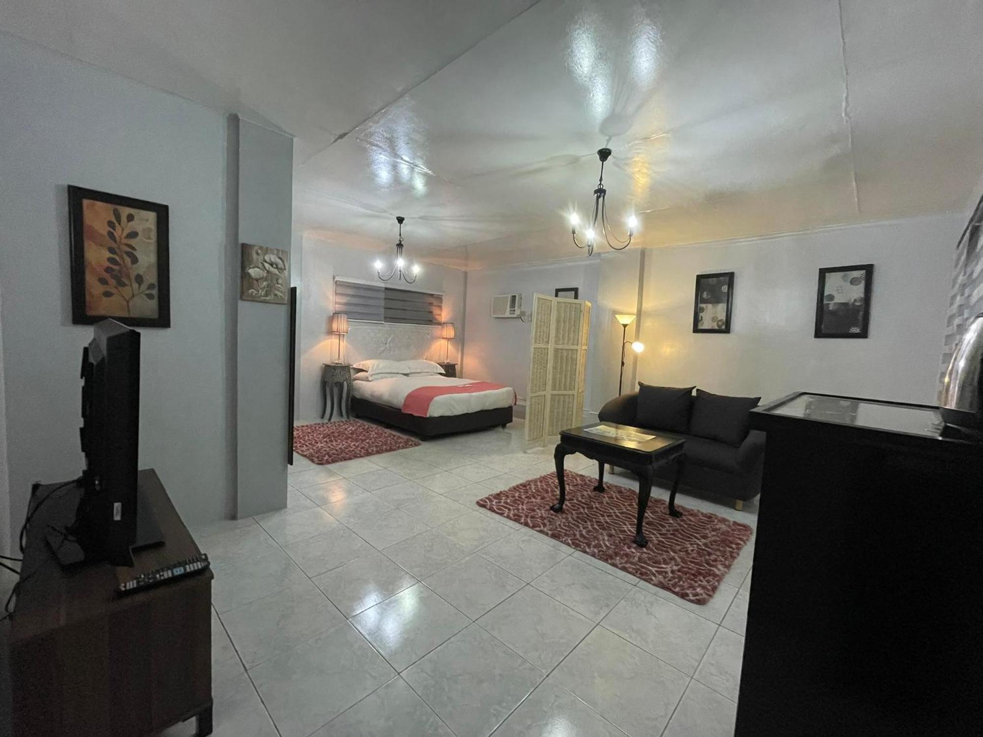 Sunbloom Beachfront Hotel And Restaurant Zambales Sinabacan Εξωτερικό φωτογραφία